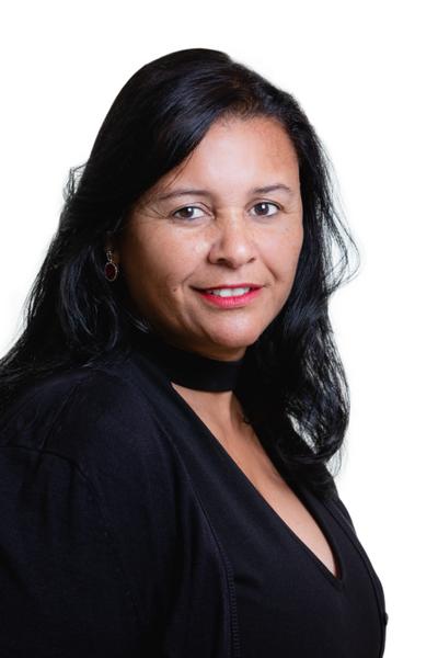 ROZELLE STEENBERG, estate agent