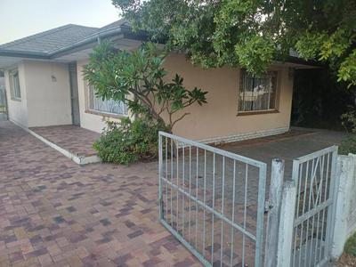 House For Sale in Balvenie, Elsies River