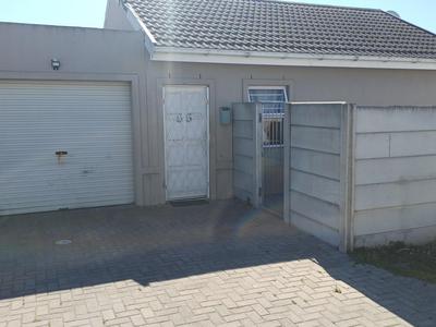 House For Sale in Bernadino Heights, Kraaifontein