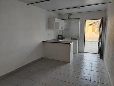 Apartment / Flat For Rent in Northpine, Cape Town